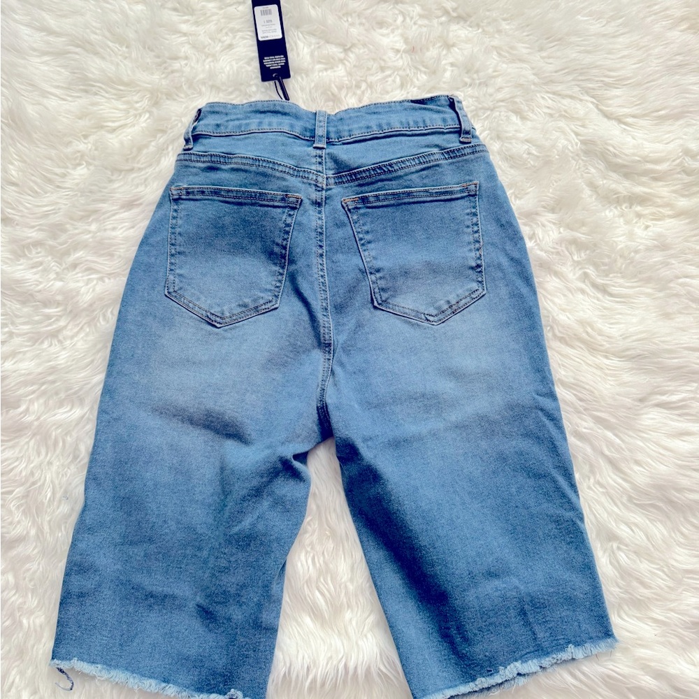 Fashion Nova Bermuda shorts